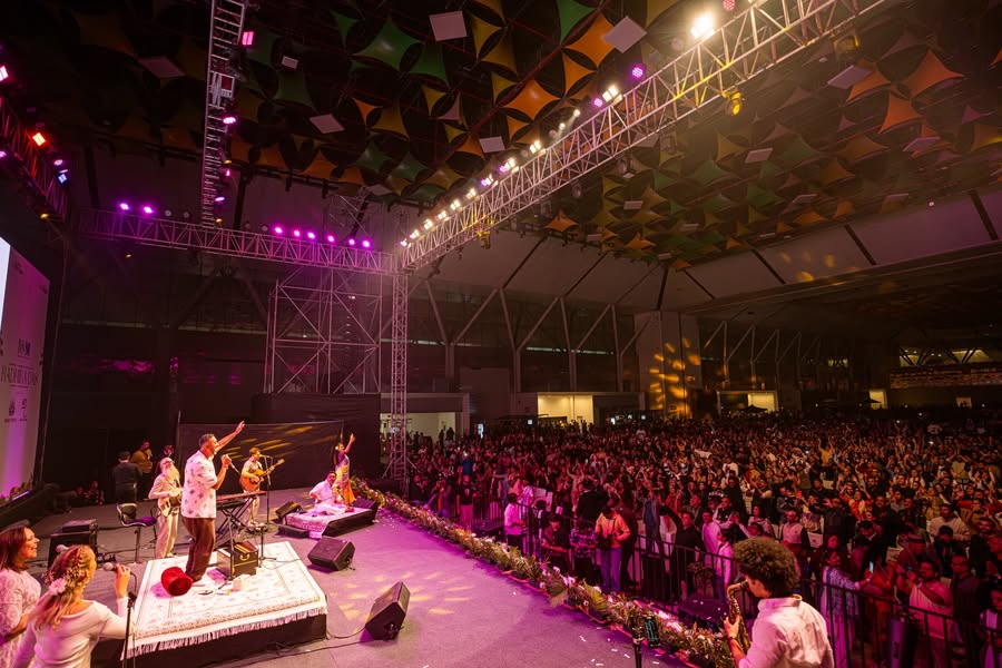 Bhakti Night in Chandigarh: Radhika Das Leads Mantra Music Uniting Dharmic Hearts