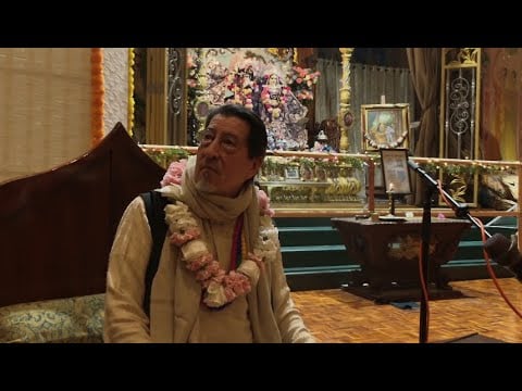 Nirvāṇa Through Bhakti-Yoga: Expanding Transcendental Bliss and Dharmic Unity