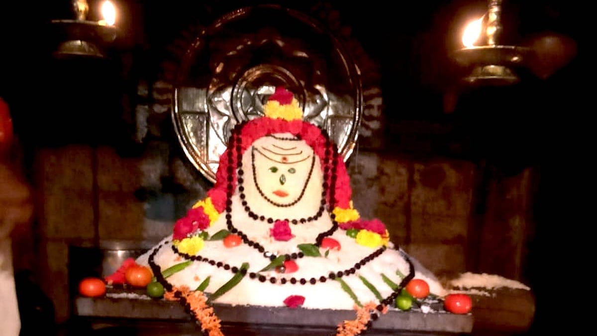 Ummatturu’s Temples Unveiled: Awe-Inspiring Heritage, Living Festivals, and Vijayanagara Legacy