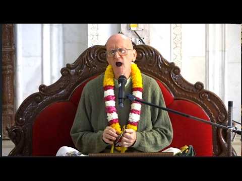 Srimad Bhagavatam 1.10.26–27: Unveiling Krishna’s Divine Appearance and Timeless Grace