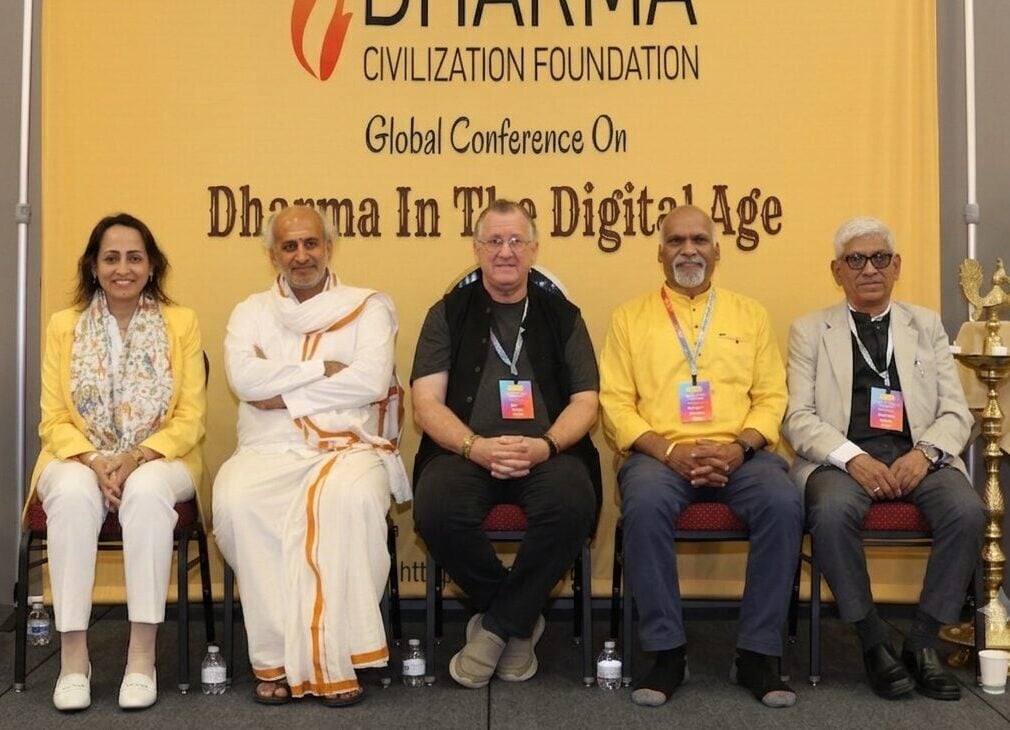 Reclaiming Attention: A Dharmic Response to Algorithms